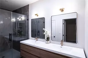 185 Wadley St NW, Atlanta, GA 30314 - Photo 12