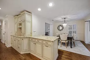 2201 Defoors Mill Dr NW, Atlanta, GA 30318 - Photo 10