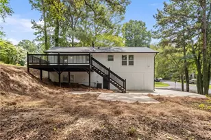 3291 Wintercreeper Dr, Lithonia, GA 30038 - Photo 20