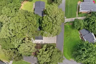 3291 Wintercreeper Dr, Lithonia, GA 30038 - Photo 24