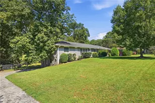 2329 Elmwood Cir SE, Atlanta, GA 30339 - Photo 2