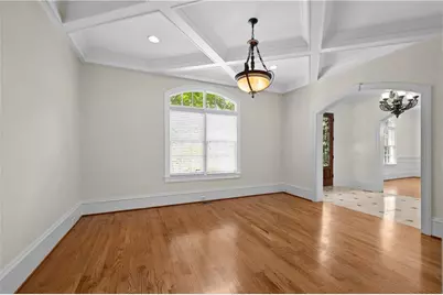 3880 Stratford Walk Circle NE, Atlanta, GA 30342 - Photo 8