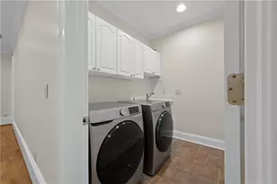 3880 Stratford Walk Circle NE, Atlanta, GA 30342 - Photo 36