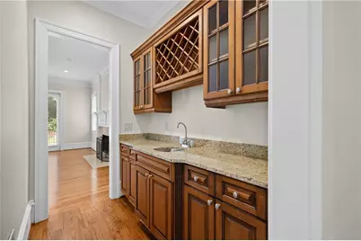 3880 Stratford Walk Circle NE, Atlanta, GA 30342 - Photo 12