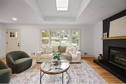 110 Bonnie Lane NE, Sandy Springs, GA 30328 - Photo 12