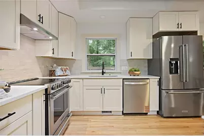 110 Bonnie Lane NE, Sandy Springs, GA 30328 - Photo 16