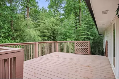 110 Bonnie Lane NE, Sandy Springs, GA 30328 - Photo 32