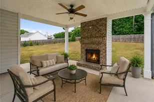 95 Savoy Park Dr, Covington, GA 30014 - Photo 8