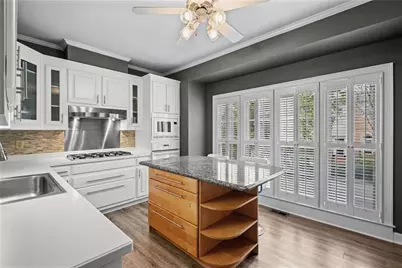 9005 Niblick Drive, Alpharetta, GA 30022 - Photo 8