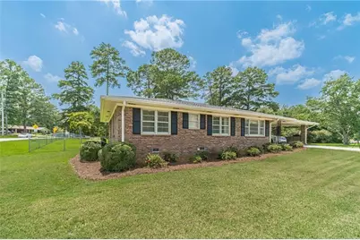 2303 Rockbridge Road, Stone Mountain, GA 30087 - Photo 2