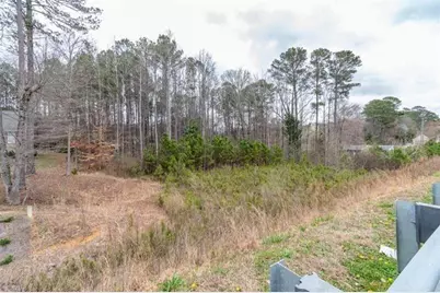 5431 Cumming Highway, Sugar Hill, GA 30518 - Photo 4