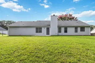 1672 Walters Park Ct, Loganville, GA 30052 - Photo 26