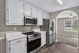 1672 Walters Park Ct, Loganville, GA 30052 - Photo 10
