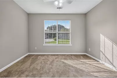 1672 Walters Park Ct, Loganville, GA 30052 - Photo 8