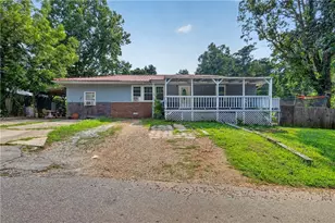 2321 Pine Cir Dr, Gainesville, GA 30504 - Photo 1