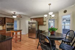 1677 Pinefield Way, Marietta, GA 30066 - Photo 12