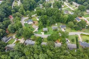 1738 Lanier Springs Dr, Gainesville, GA 30504 - Photo 44
