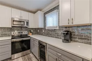 3182 Lake Ave, Hapeville, GA 30354 - Photo 18