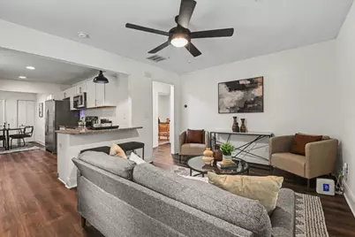 678 Commercial Avenue NW, Atlanta, GA 30318 - Photo 2