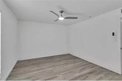5641 Kingsport Drive #8, Atlanta, GA 30342 - Photo 20