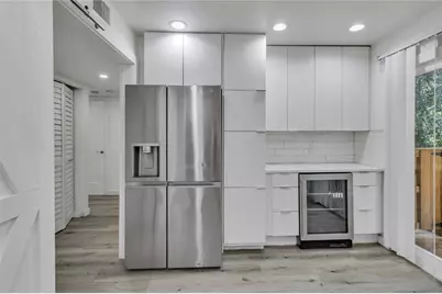 5641 Kingsport Drive #8, Atlanta, GA 30342 - Photo 12