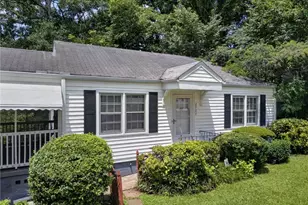 2727 Humphries St, East Point, GA 30344 - Photo 2
