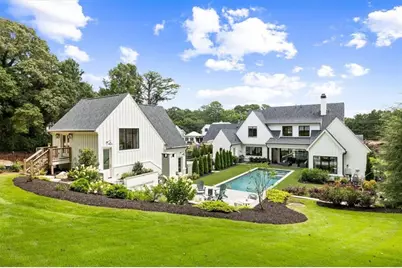 205 Thomas Circle, Roswell, GA 30075 - Photo 2