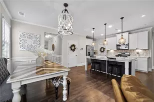 6414 Crosscreek Ln, Flowery Branch, GA 30542 - Photo 2