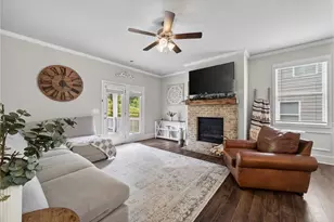 6414 Crosscreek Ln, Flowery Branch, GA 30542 - Photo 10