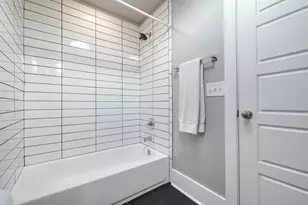 1921 Walthall Dr NW, Atlanta, GA 30318 - Photo 24
