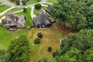 410 Kings Point Dr, Canton, GA 30115 - Photo 38