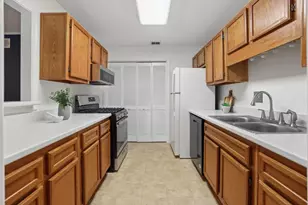 801 Gettysburg Pl, Sandy Springs, GA 30350 - Photo 20