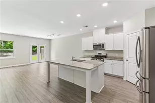 6032 Harbor Landing Dr, Buford, GA 30518 - Photo 2