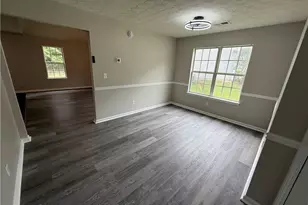 1023 Quail Hunt Dr, Riverdale, GA 30296 - Photo 2
