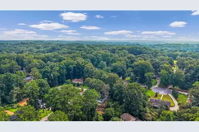 4447 Lake Breeze Drive, Stone Mountain, GA 30083 - Photo 36