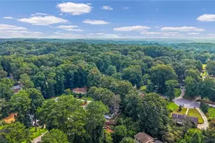 4447 Lake Breeze Dr, Stone Mountain, GA 30083 - Photo 36