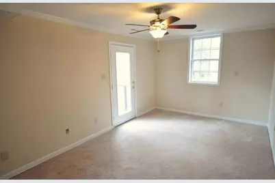 4060 Summit Drive, Marietta, GA 30068 - Photo 18