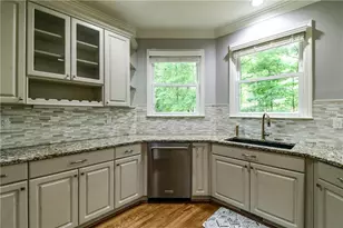 656 Goldenwood Ct, Powder Springs, GA 30127 - Photo 12
