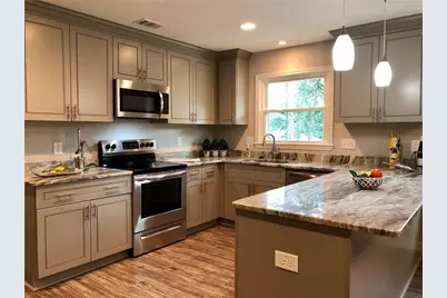 4142 Blackhawk Drive, Stone Mountain, GA 30083 - Photo 6