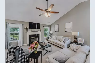 530 Flintlock Drive, Dacula, GA 30019 - Photo 2