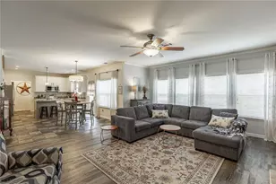 933 Cruce Lake Dr, Hoschton, GA 30548 - Photo 14