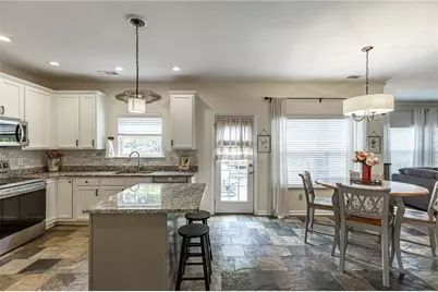 933 Cruce Lake Drive, Hoschton, GA 30548 - Photo 24