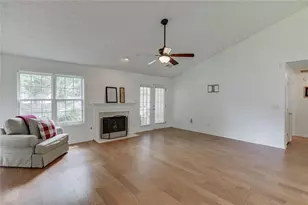 2712 Bogan Creek Dr, Buford, GA 30519 - Photo 20