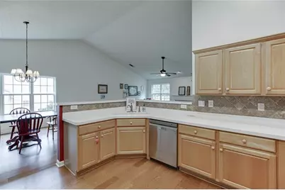 2712 Bogan Creek Drive, Buford, GA 30519 - Photo 12