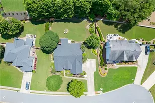 2712 Bogan Creek Dr, Buford, GA 30519 - Photo 44