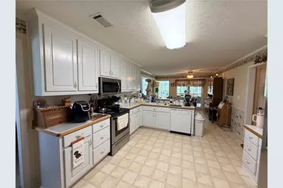 4090 Forest View Drive SE, Conyers, GA 30094 - Photo 6