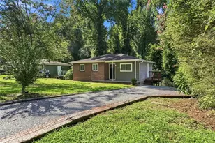 2889 Delray Dr NW, Atlanta, GA 30318 - Photo 20