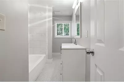 2889 Delray Drive NW, Atlanta, GA 30318 - Photo 12