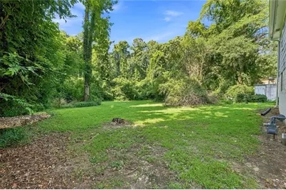 2889 Delray Drive NW, Atlanta, GA 30318 - Photo 18