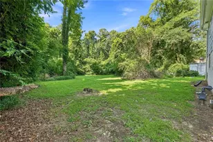 2889 Delray Dr NW, Atlanta, GA 30318 - Photo 18